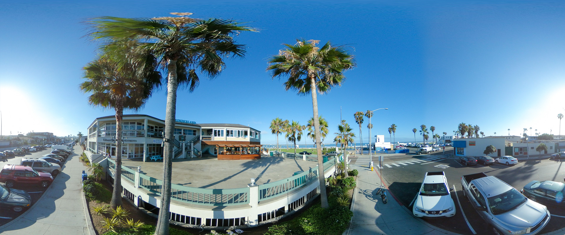 Ocean Beach, San Diego - Sunset Plaza